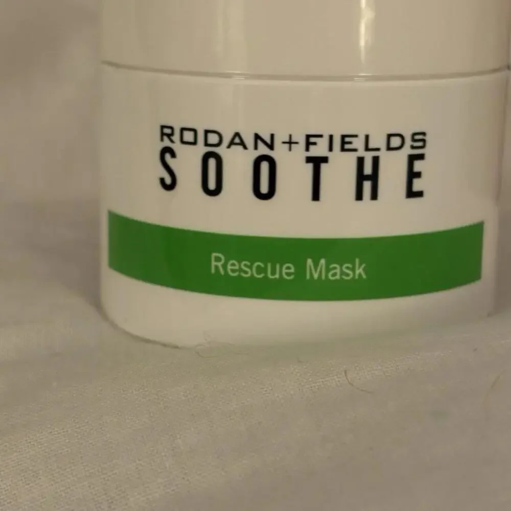 RODAN +‎ FIELDS SOOTHE RESCUE MASK, Box Open, New & Sealed,